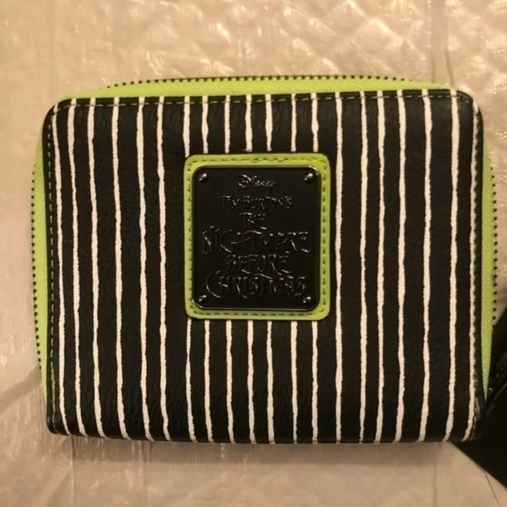 Disney loungefly rare the nightmare before Christmas limited edition wallet NWT